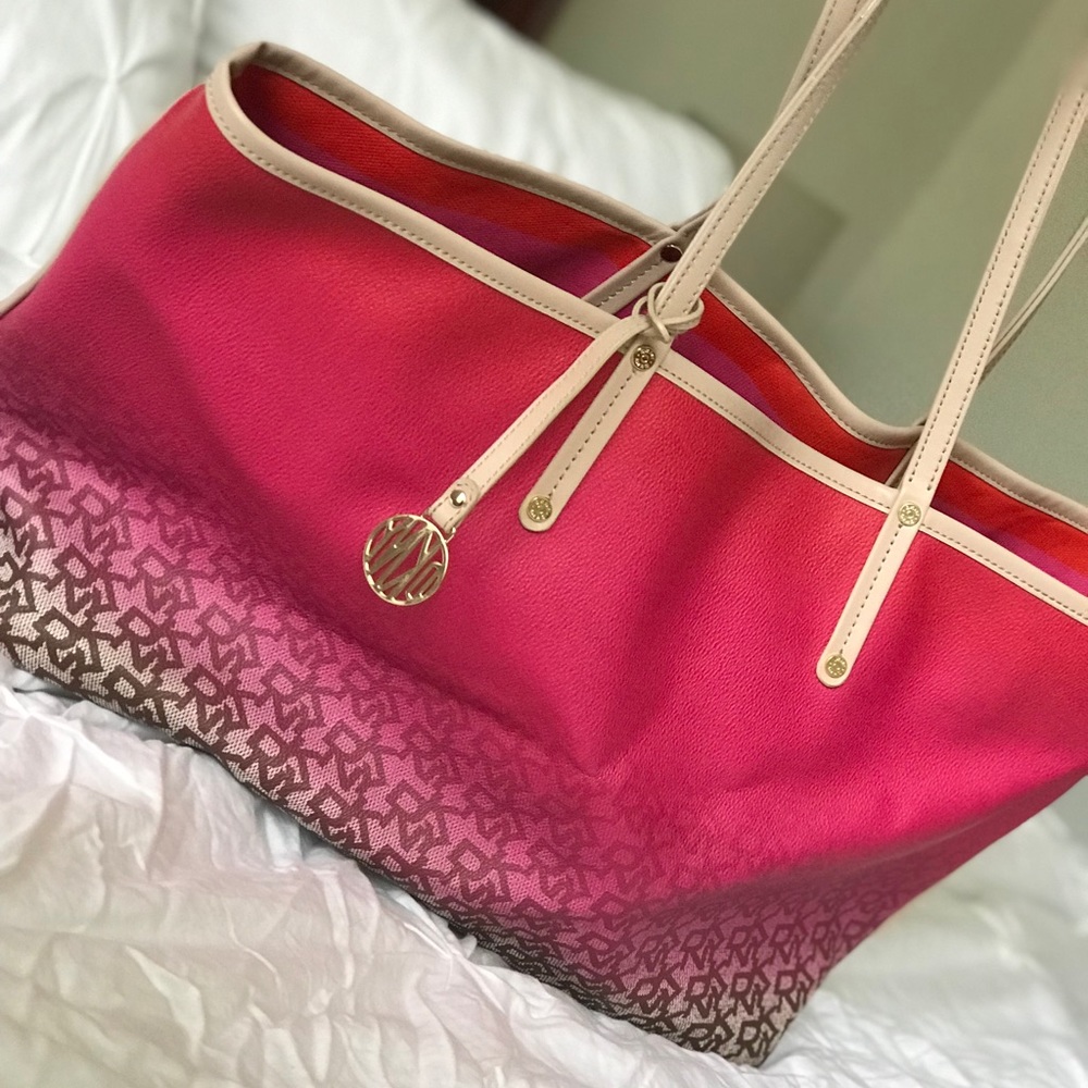 DKNY reversible pink chino leather REVERSIBLE tote